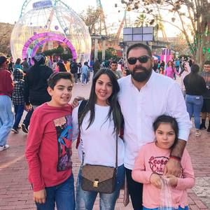 Meet your Posher, Desiree